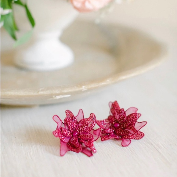 Annet Chatoyer Earrings - Picture 1 of 2